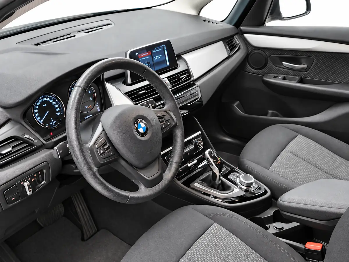 BMW_SERIE_2_GRAN_TOURER_GRIS_020