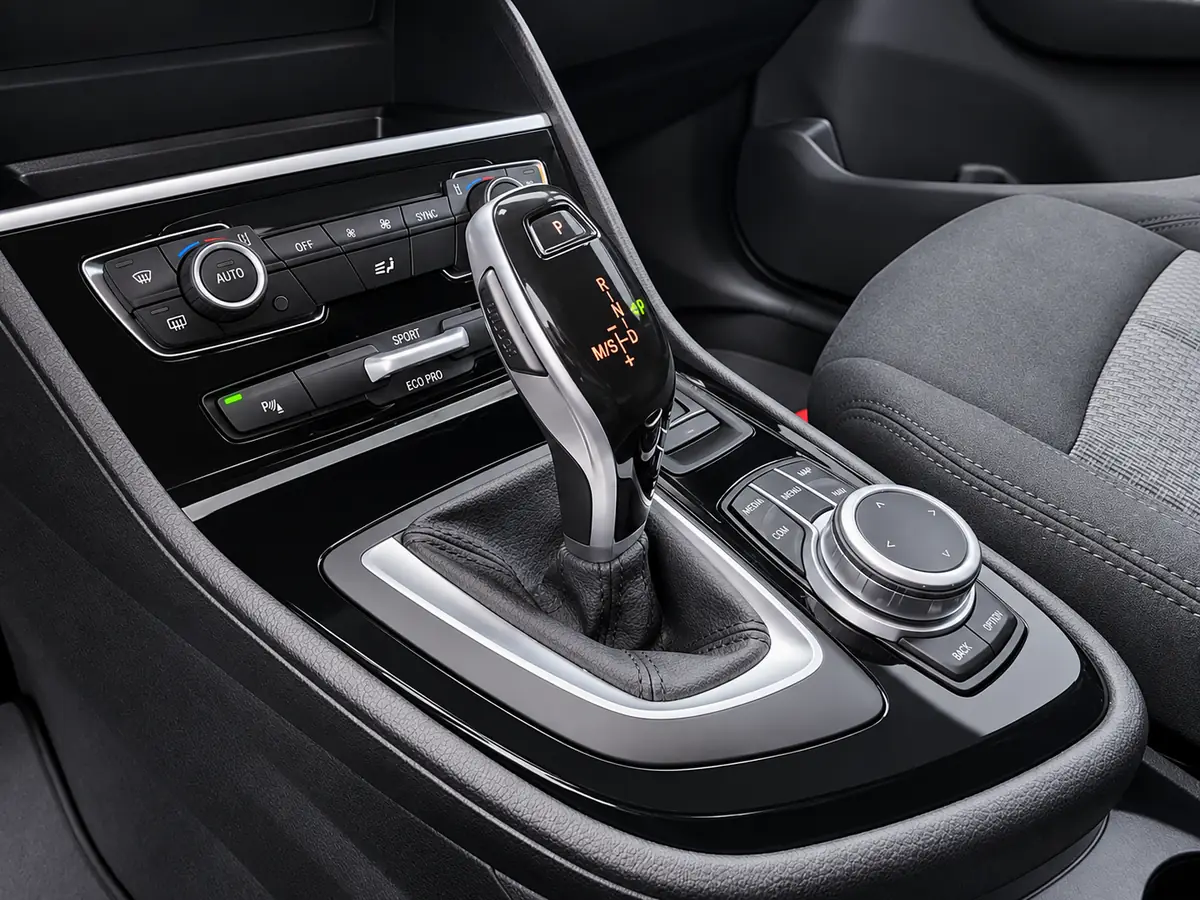 BMW_SERIE_2_GRAN_TOURER_GRIS_032