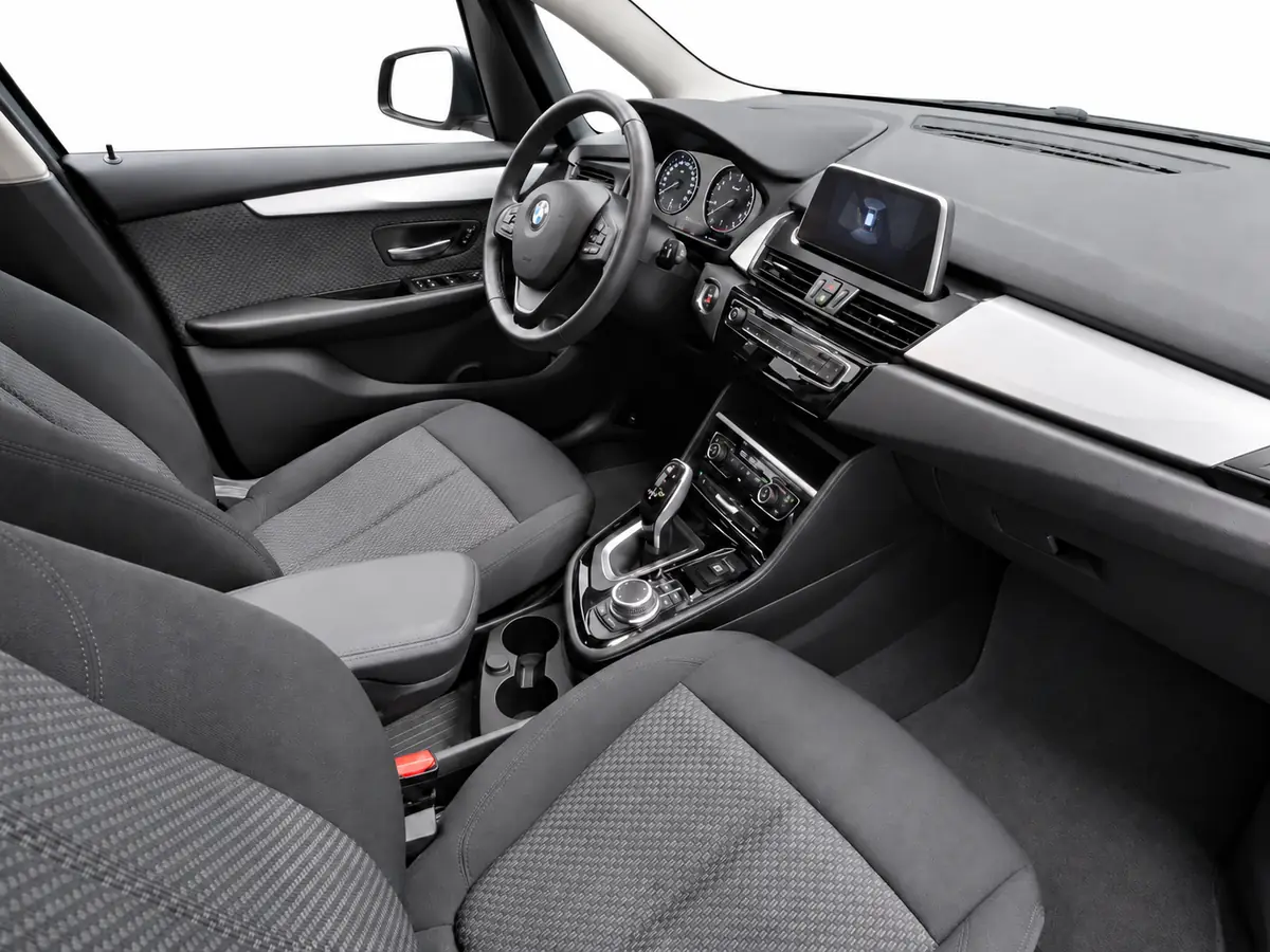 BMW_SERIE_2_GRAN_TOURER_GRIS_036
