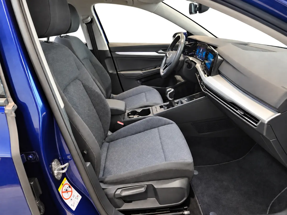 VOLKSWAGEN_GOLF_VARIANT_AZUL_20260928_032