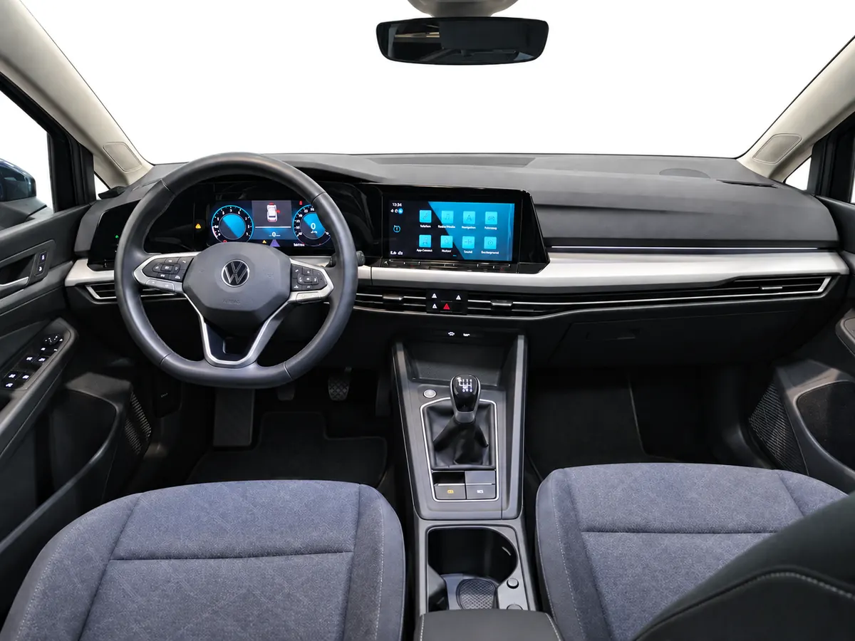 VOLKSWAGEN_GOLF_VARIANT_AZUL_20260928_035
