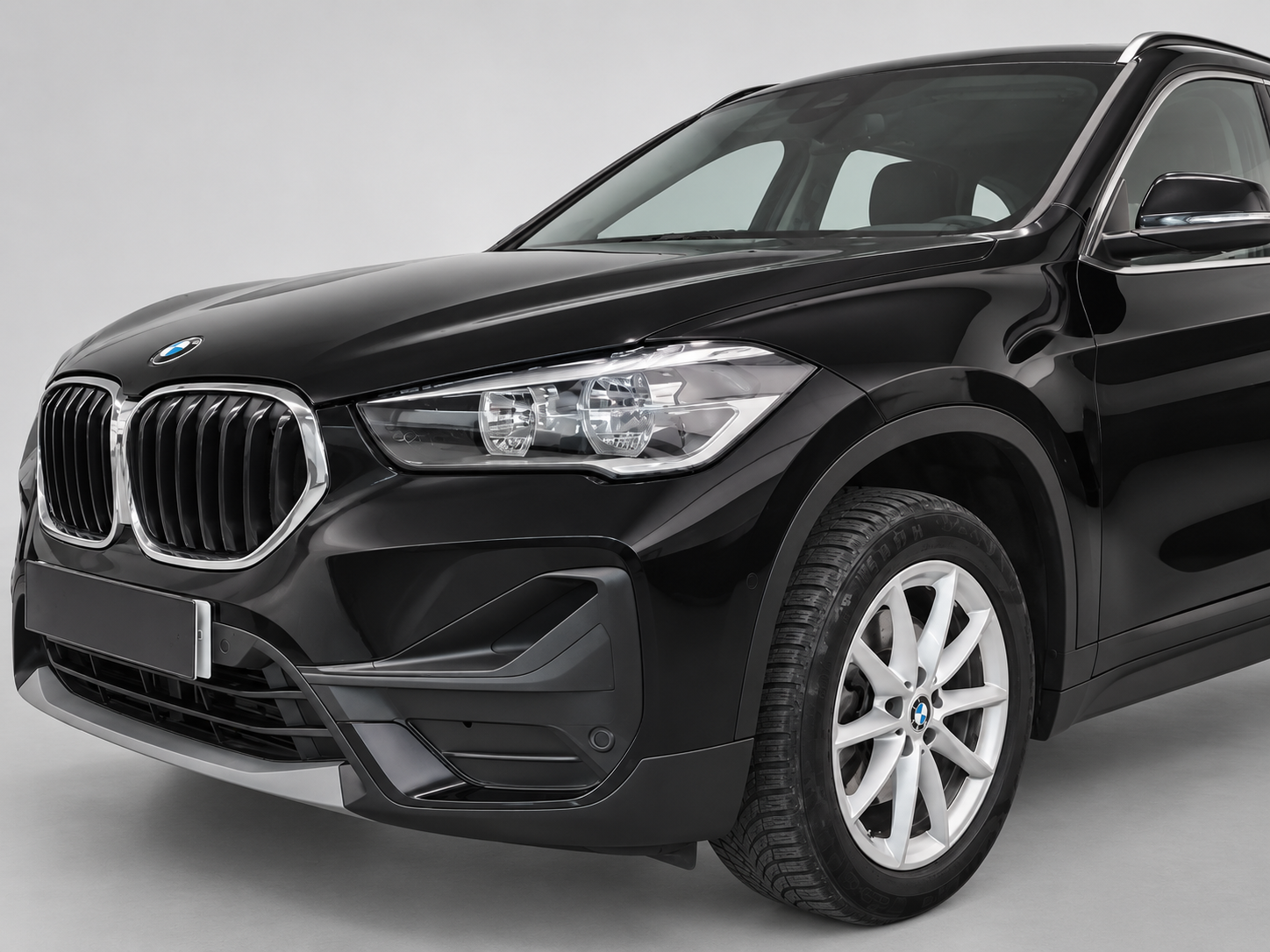 BMW_X1_NEGRO_006_FOTO