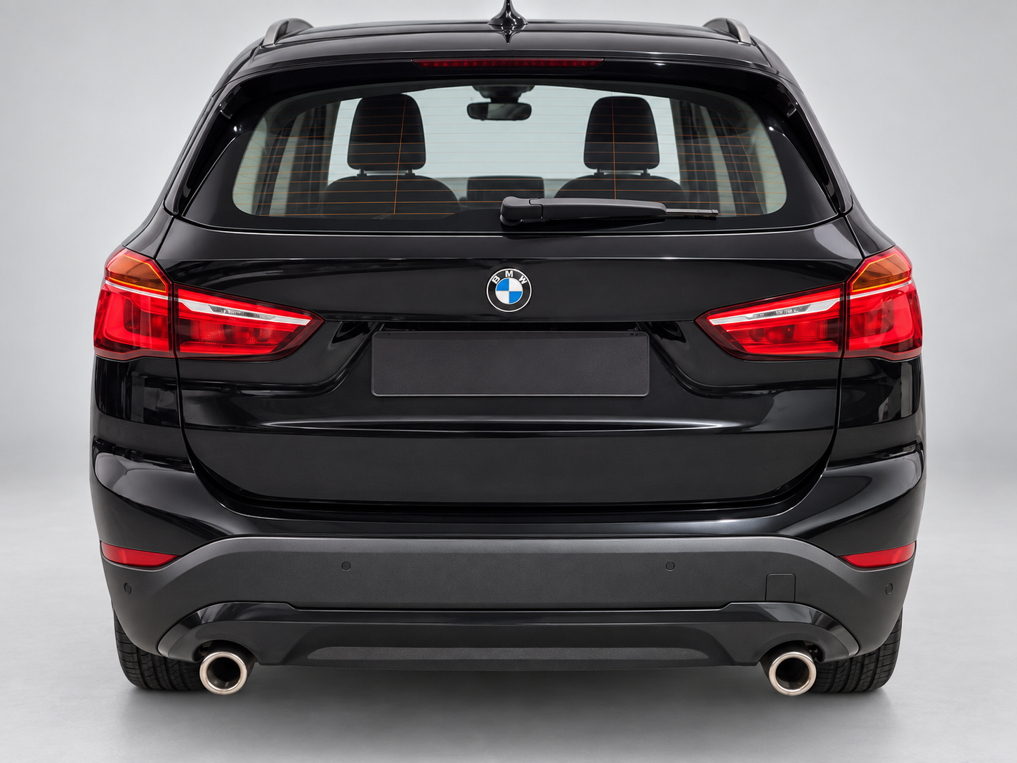 BMW_X1_NEGRO_009_FOTO