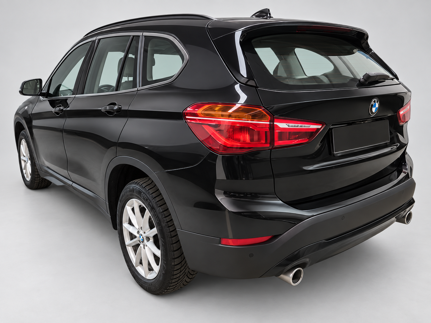 BMW_X1_NEGRO_016_FOTO