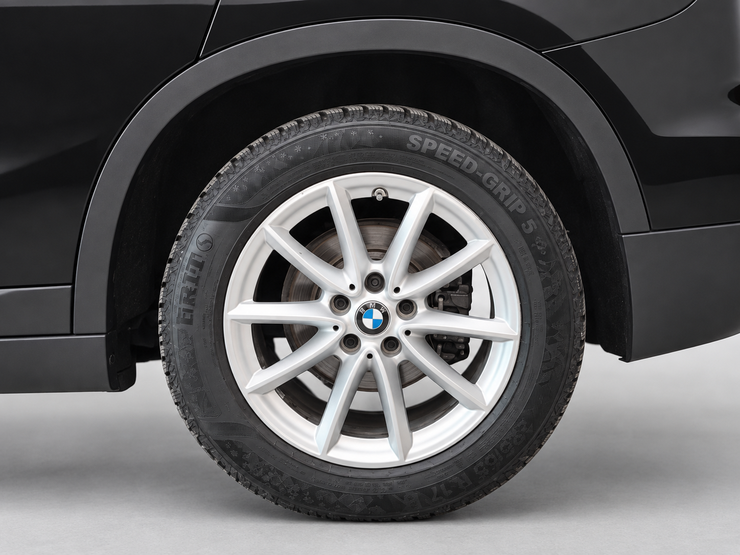 BMW_X1_NEGRO_017_FOTO