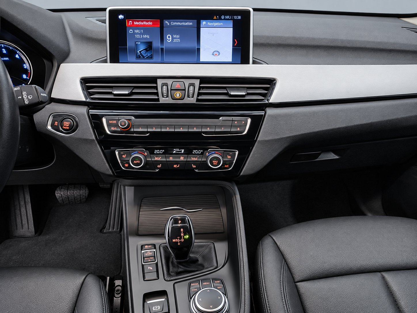 BMW_X1_NEGRO_028_FOTO