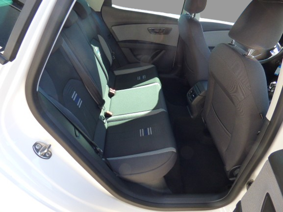 P1510072-removebg-preview