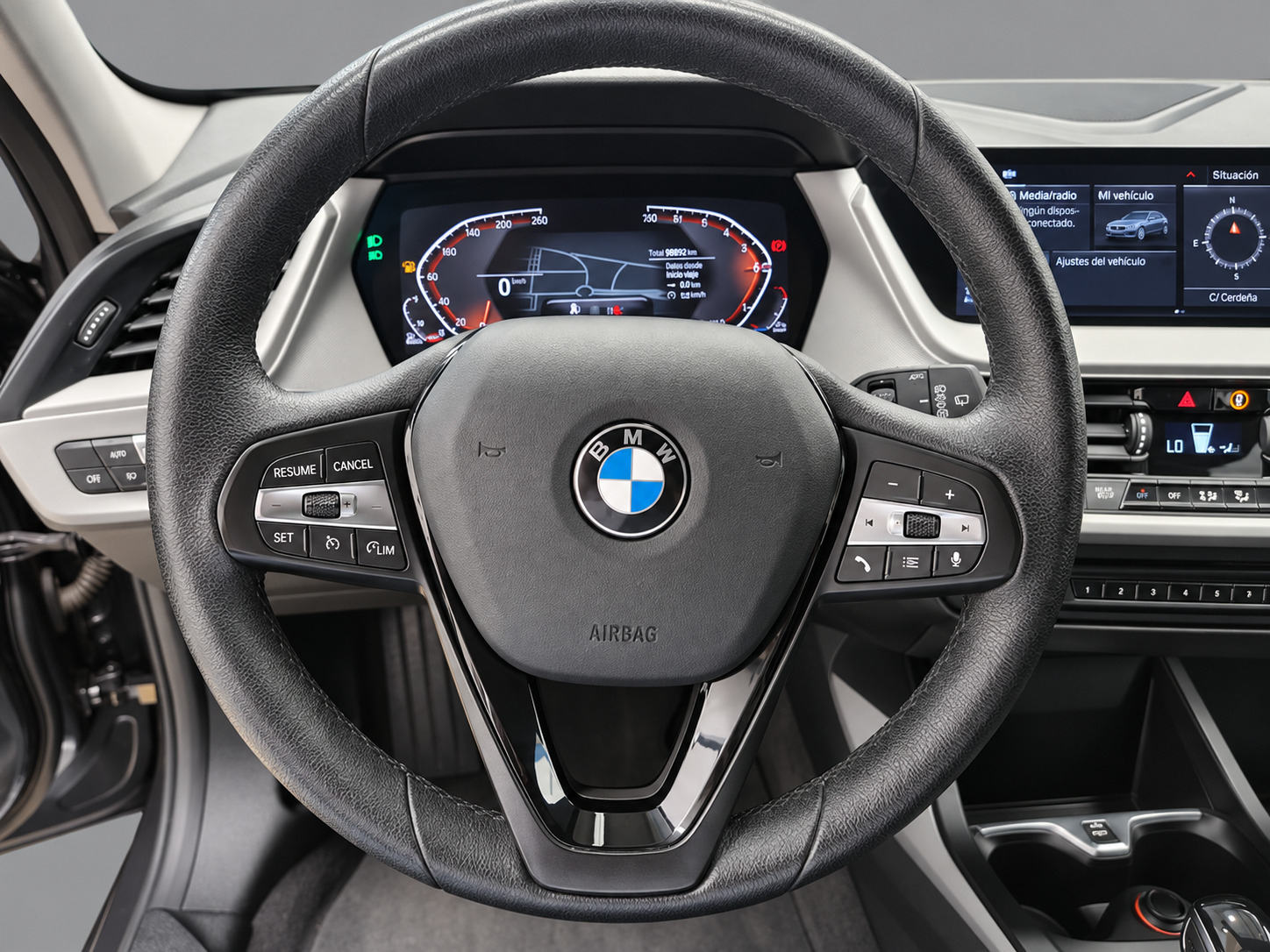 BMW_SERIE_1_020