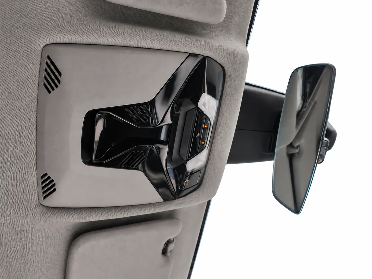 BMW_SERIE_1_GRIS_032