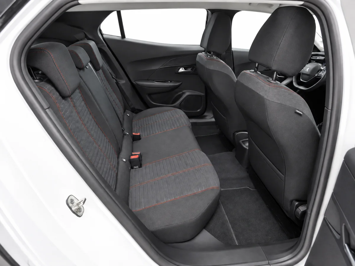 PEUGEOT_2008_BLANCO_20260928_029