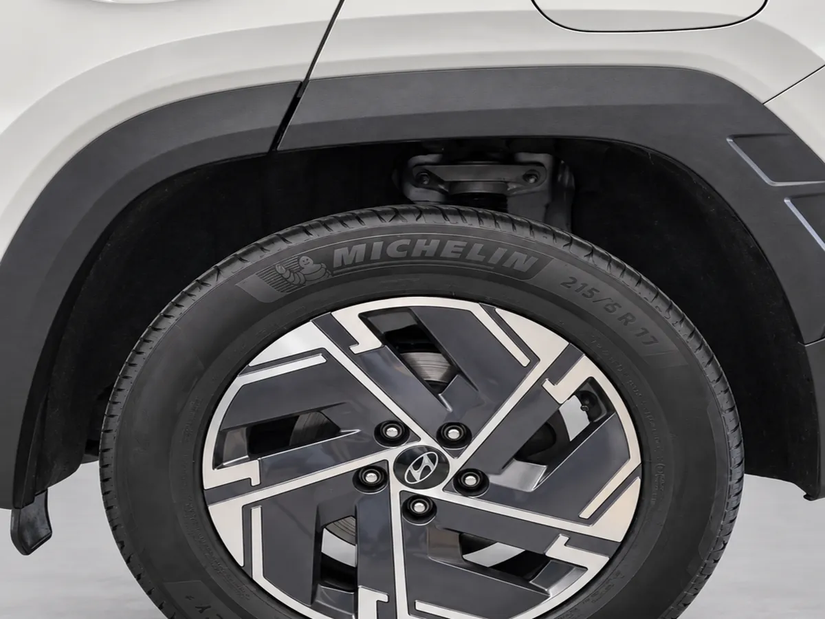 HYUNDAI_TUCSON_BLANCO_20260924_013