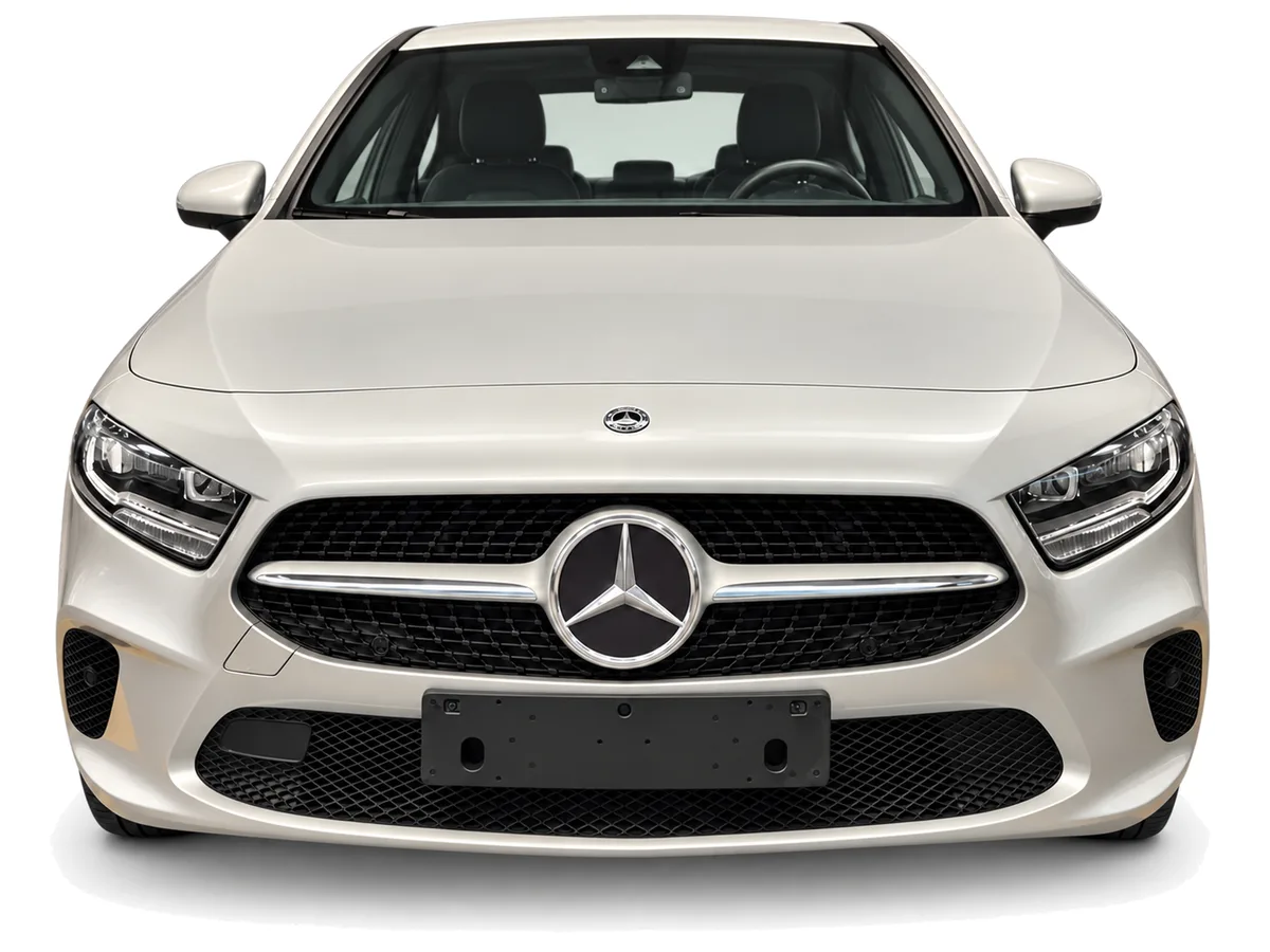 MERCEDES_CLASE_A_PLATEADO_20260710_003
