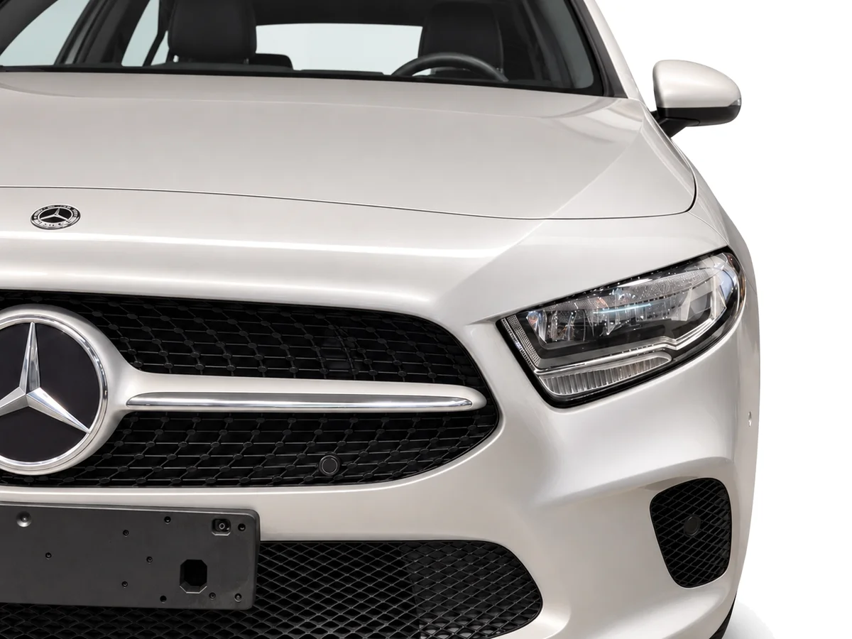 MERCEDES_CLASE_A_PLATEADO_20260710_005