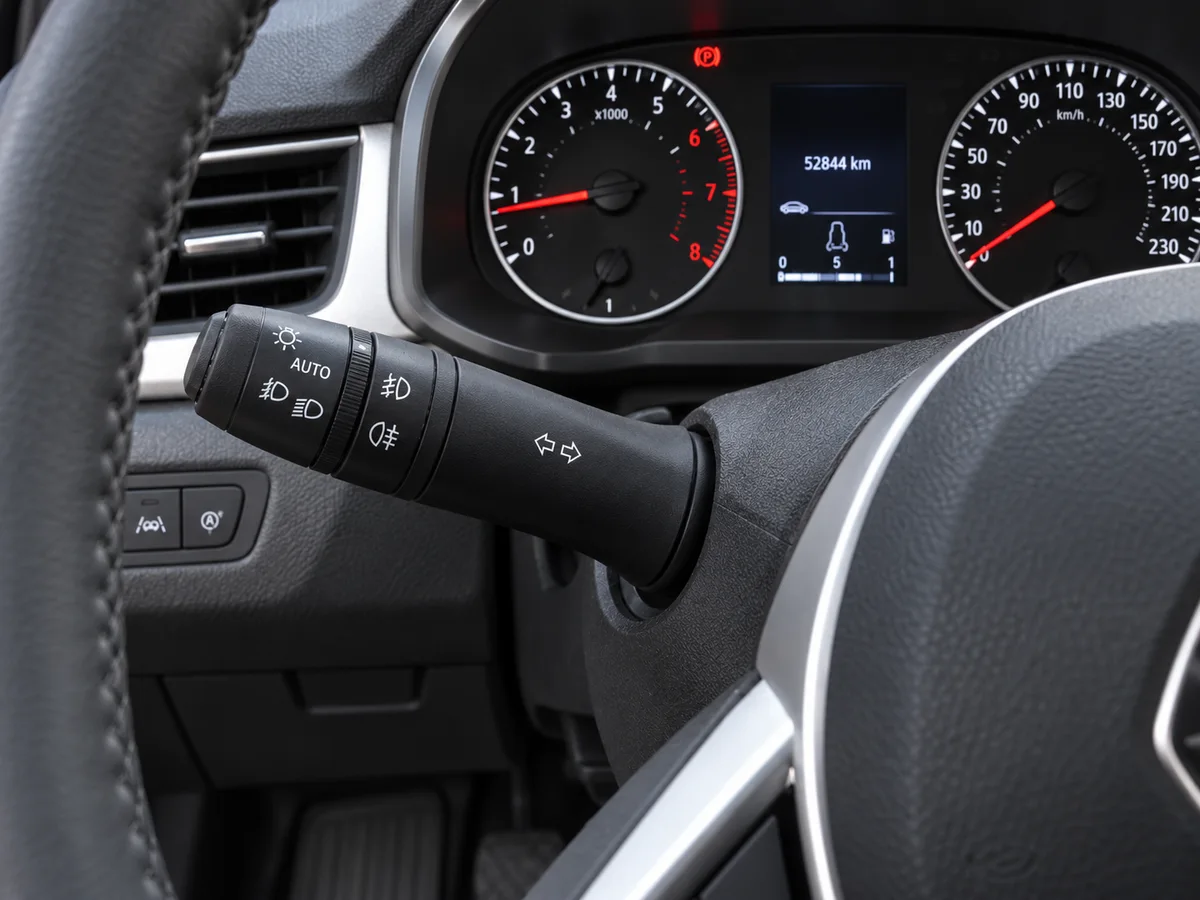 RENAULT_CAPTUR_ROJO_GW450XQ_20261005_022_INTERMITENTES