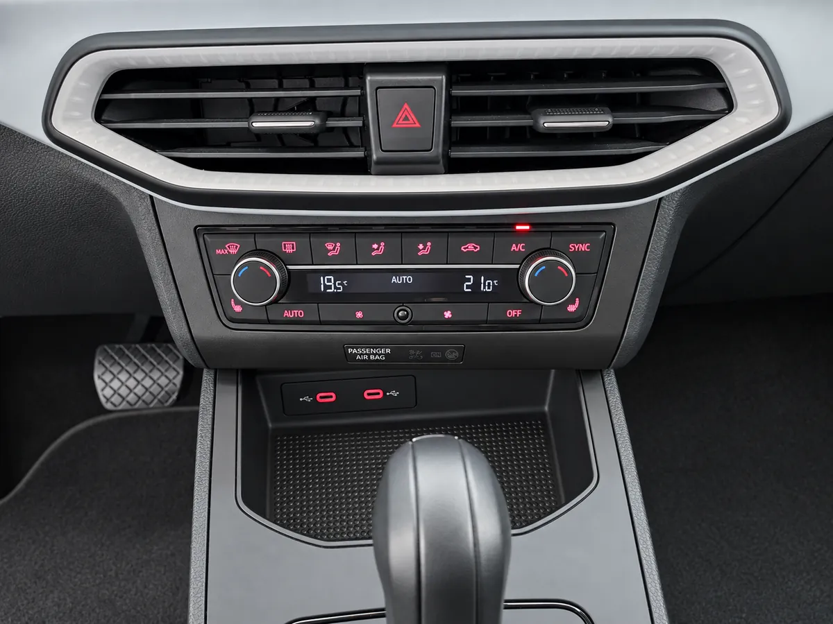 SEAT_IBIZA_NEGRO_20260722_030
