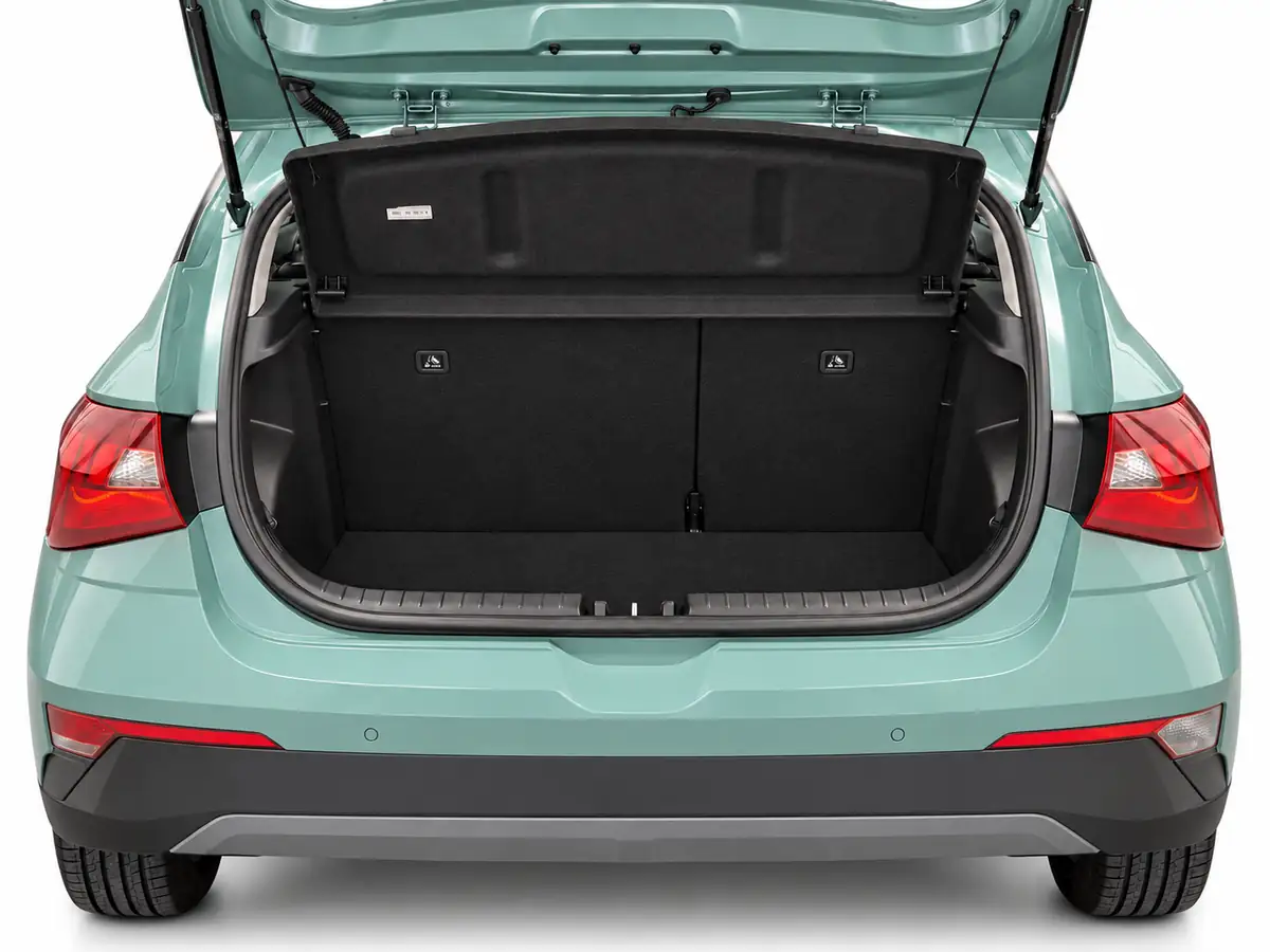 HYUNDAI_I20_VERDE_20260925_009