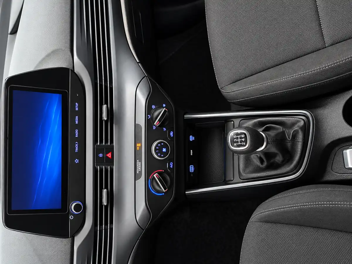 HYUNDAI_I20_VERDE_20260925_024