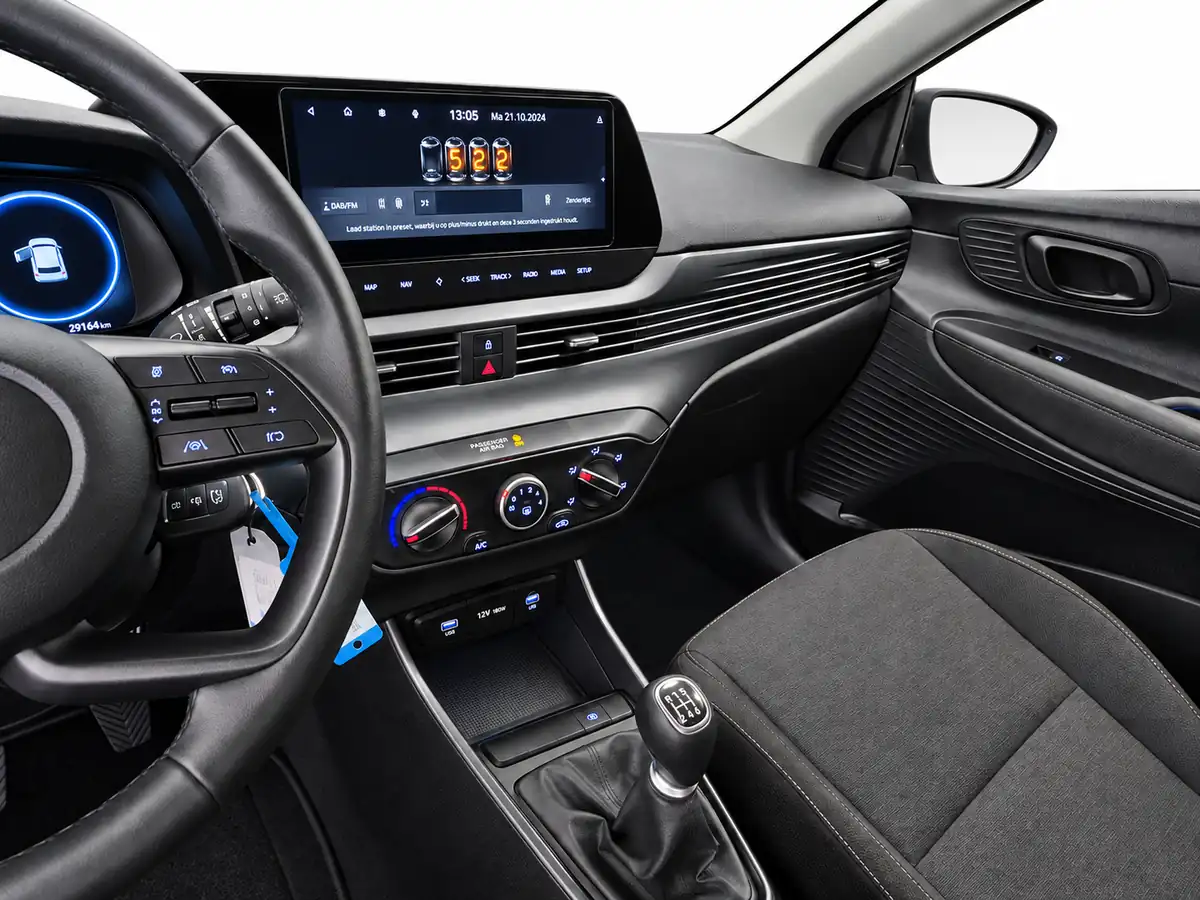 HYUNDAI_I20_VERDE_20260925_030