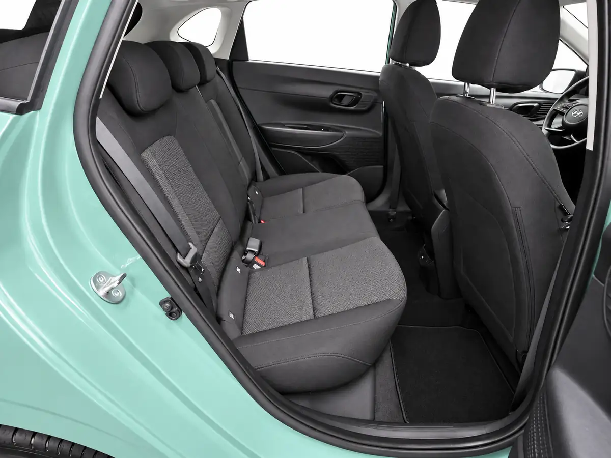 HYUNDAI_I20_VERDE_20260925_033