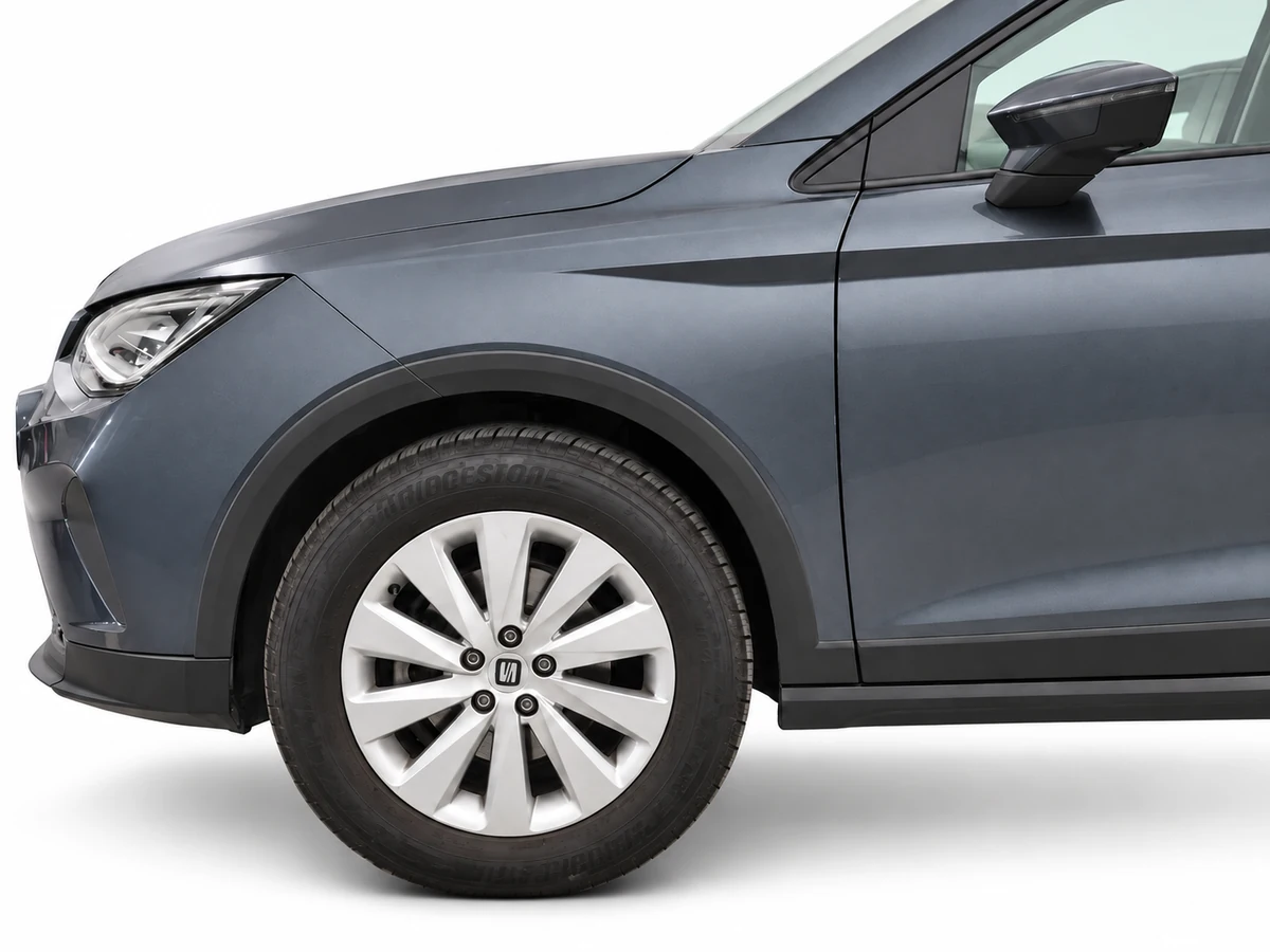 SEAT_ARONA_GRIS_20260818_007