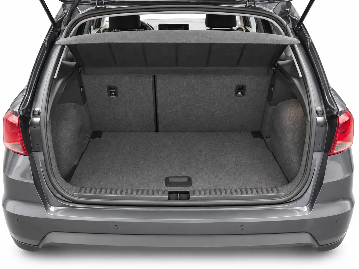 SEAT_ARONA_GRIS_20260818_012