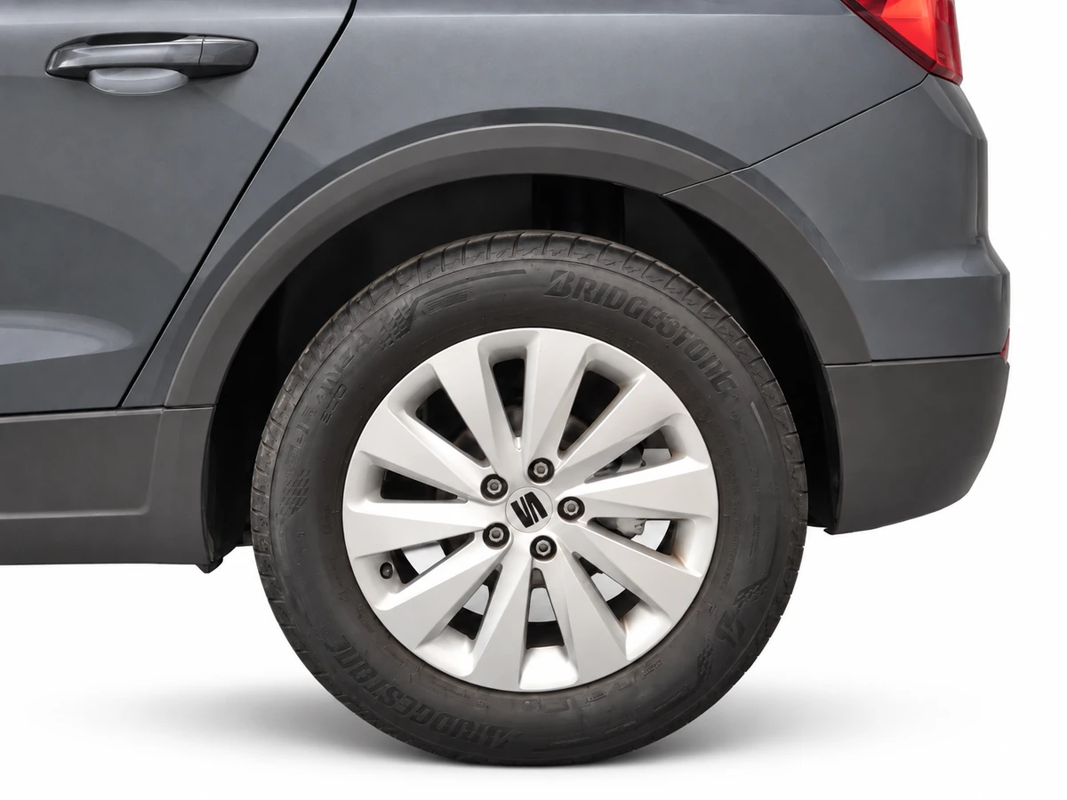 SEAT_ARONA_GRIS_20260818_017