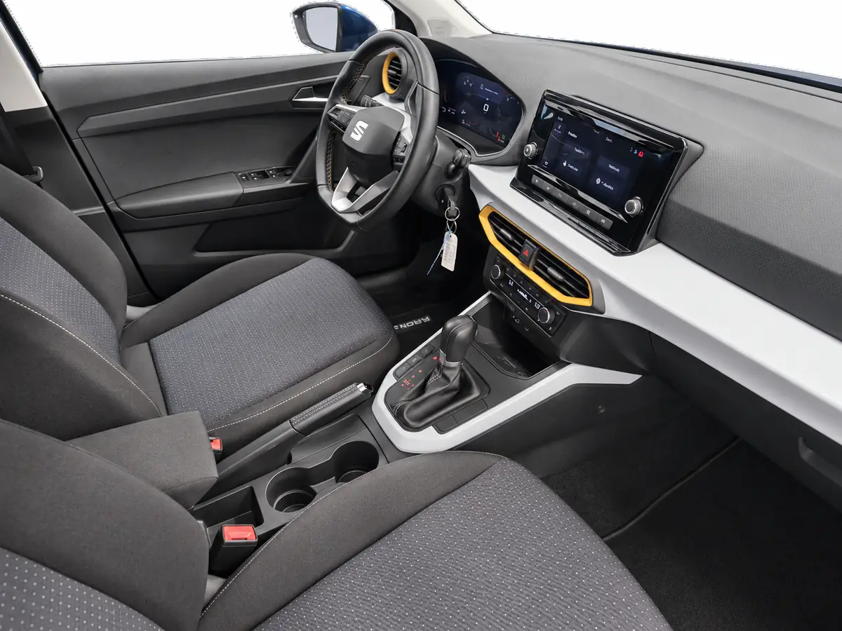 SEAT_ARONA_GRIS_20260818_034