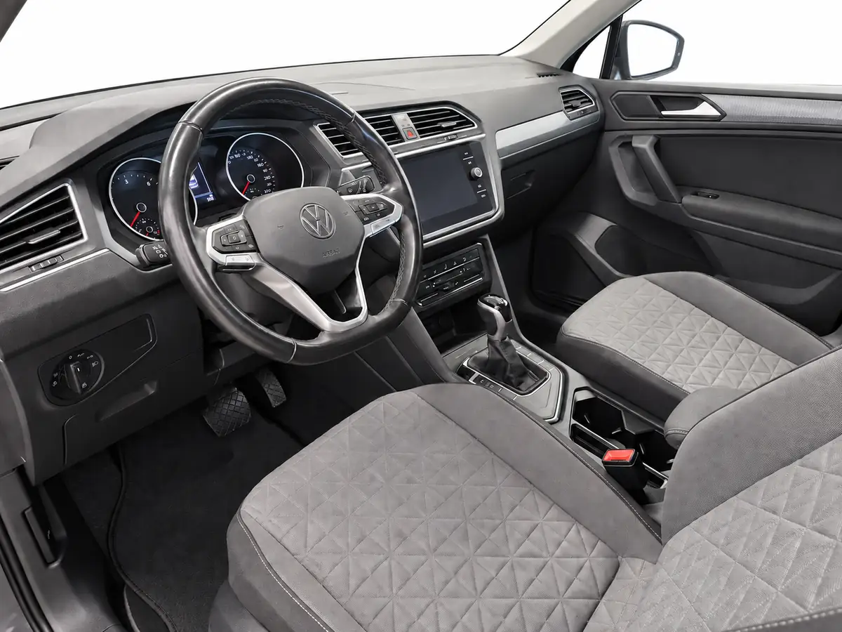 VOLKSWAGEN_TIGUAN_GRIS_20260918_018