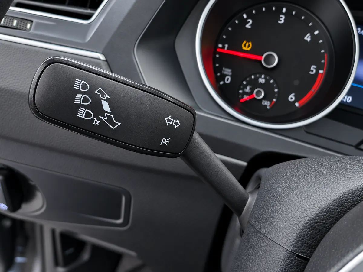 VOLKSWAGEN_TIGUAN_GRIS_20260918_023