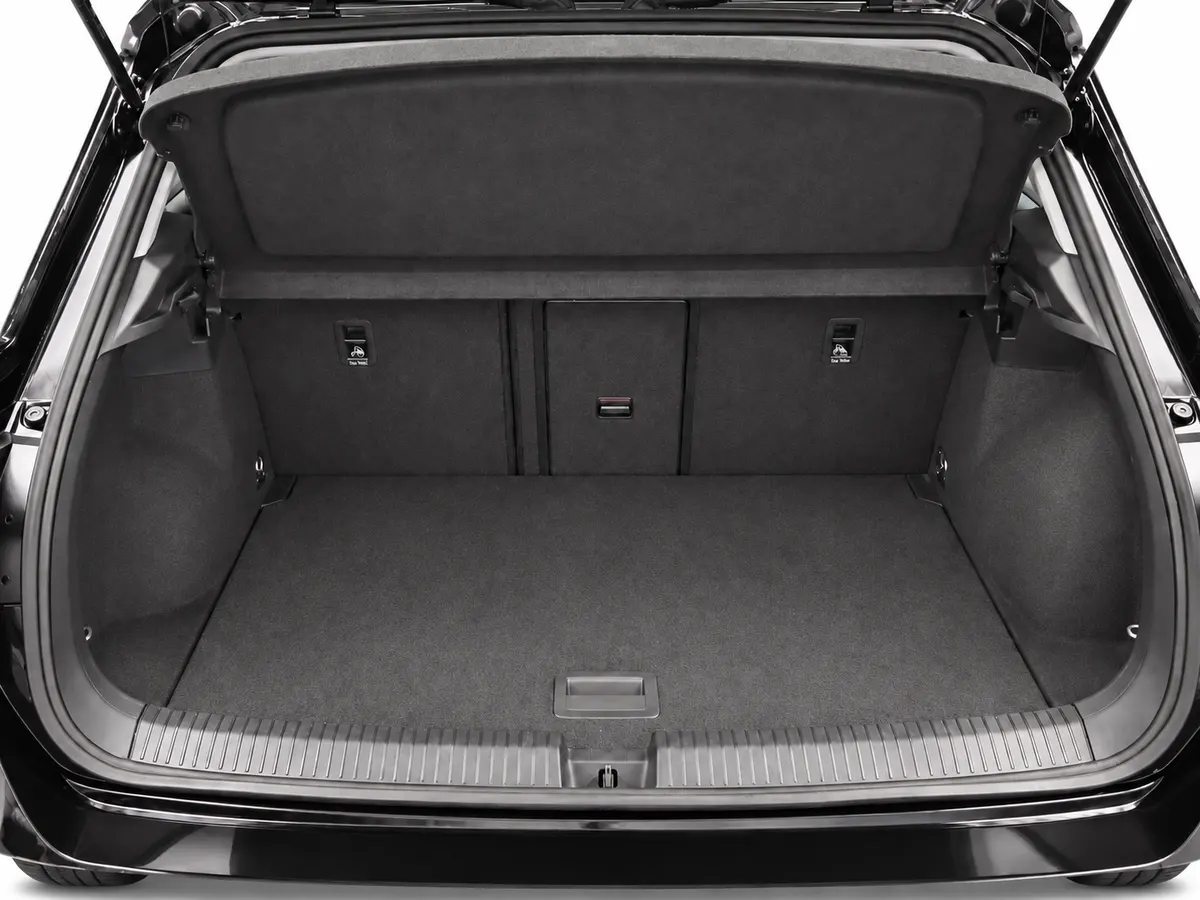 VOLKSWAGEN_T_ROC_NEGRO_20260821_011_FOTO