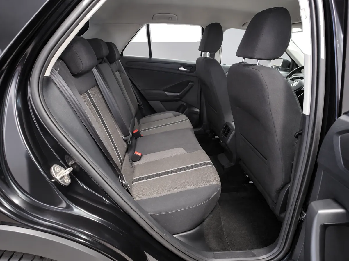 VOLKSWAGEN_T_ROC_NEGRO_20260821_036_FOTO