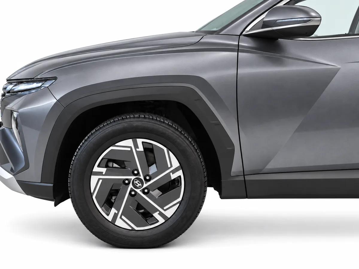 HYUNDAI_TUCSON_GRIS_20260924_006
