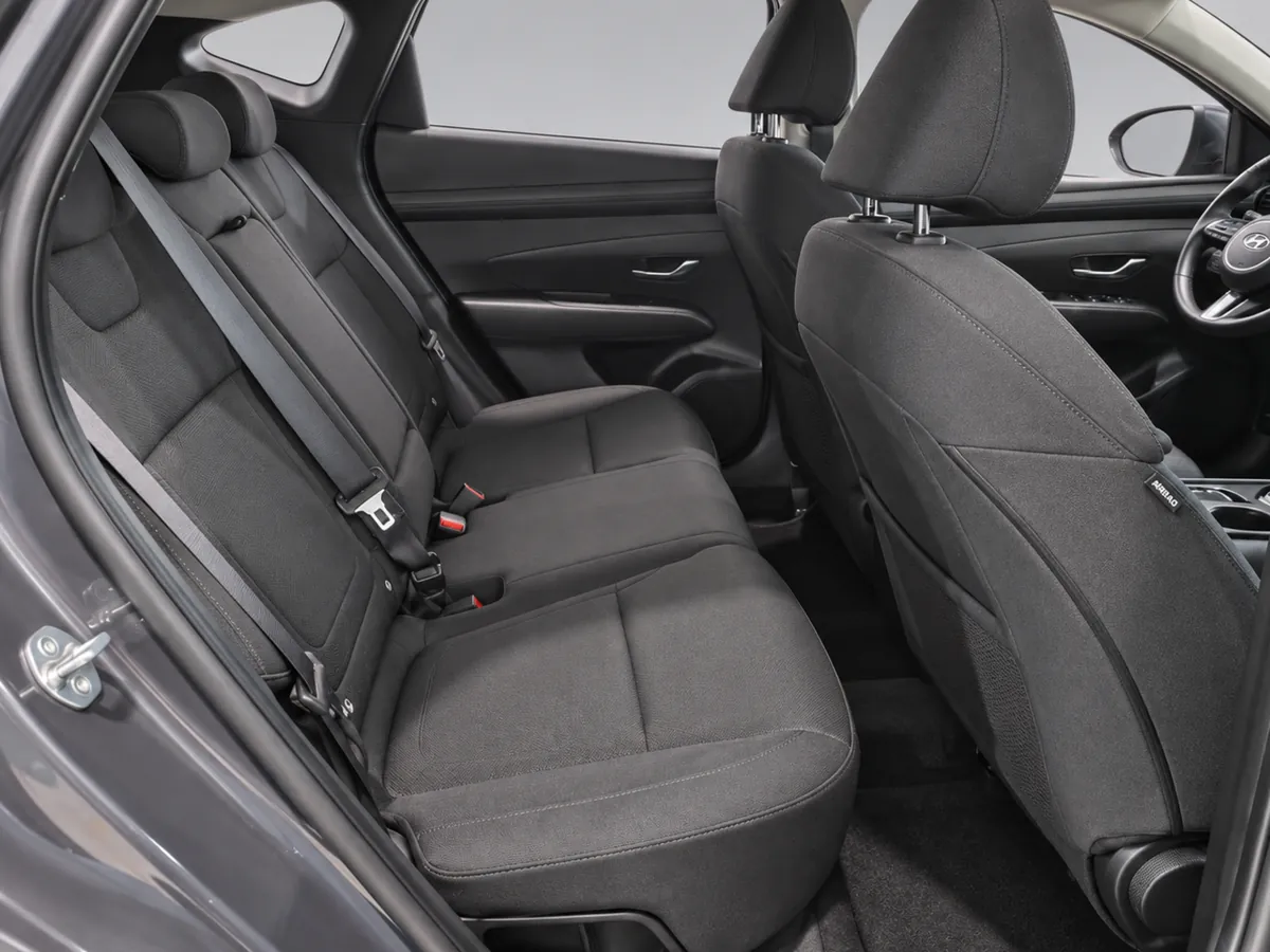 HYUNDAI_TUCSON_GRIS_20260924_032