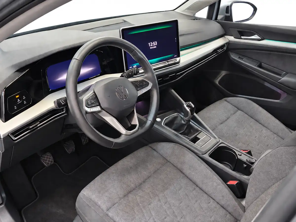 VOLKSWAGEN_GOLF_GRIS_20260930_018_FOTO