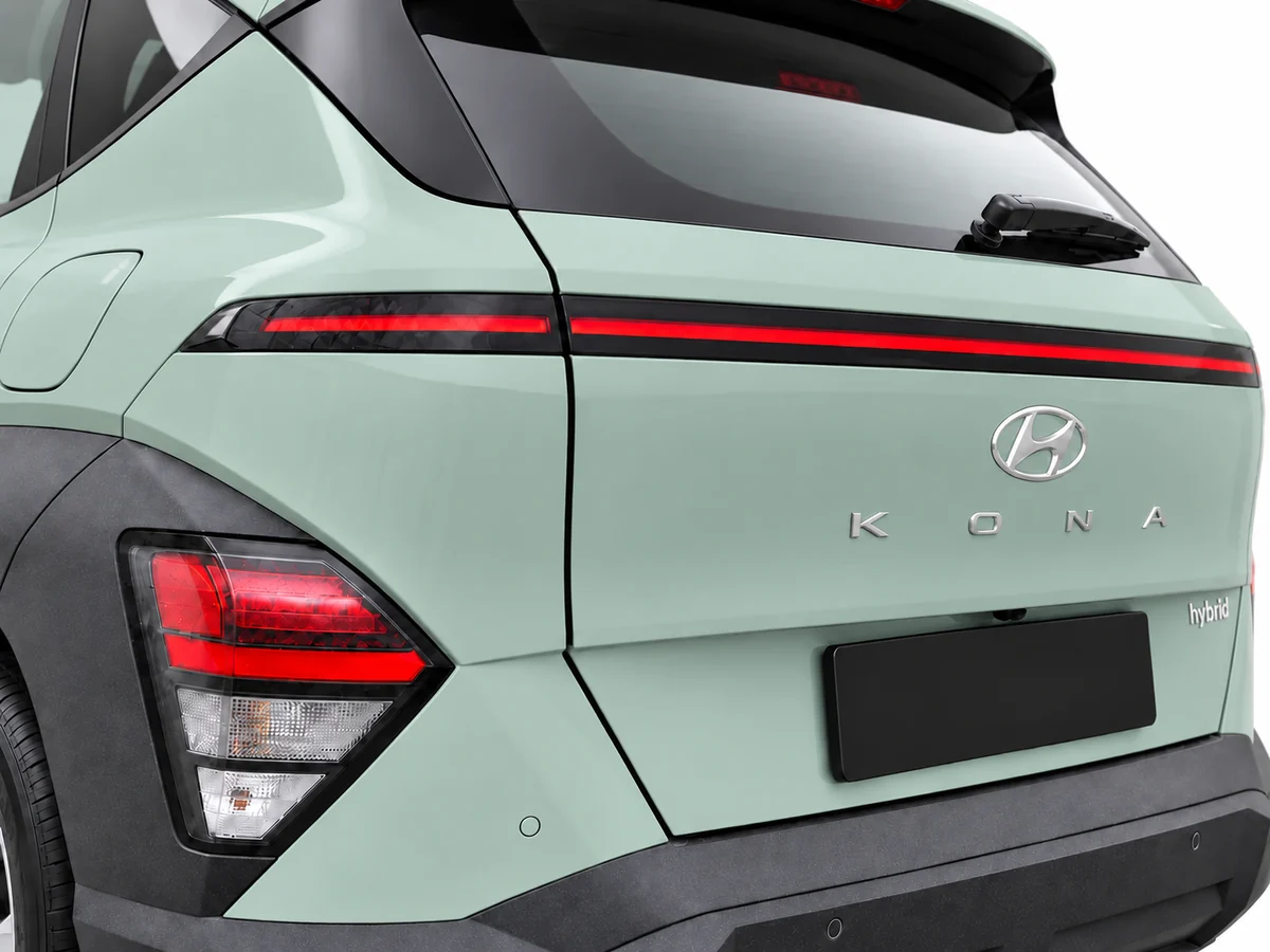 HYUNDAI_KONA_VERDE_0389NJD_WEB_20261006_012_DETALLE_PILOTO_TRASERO