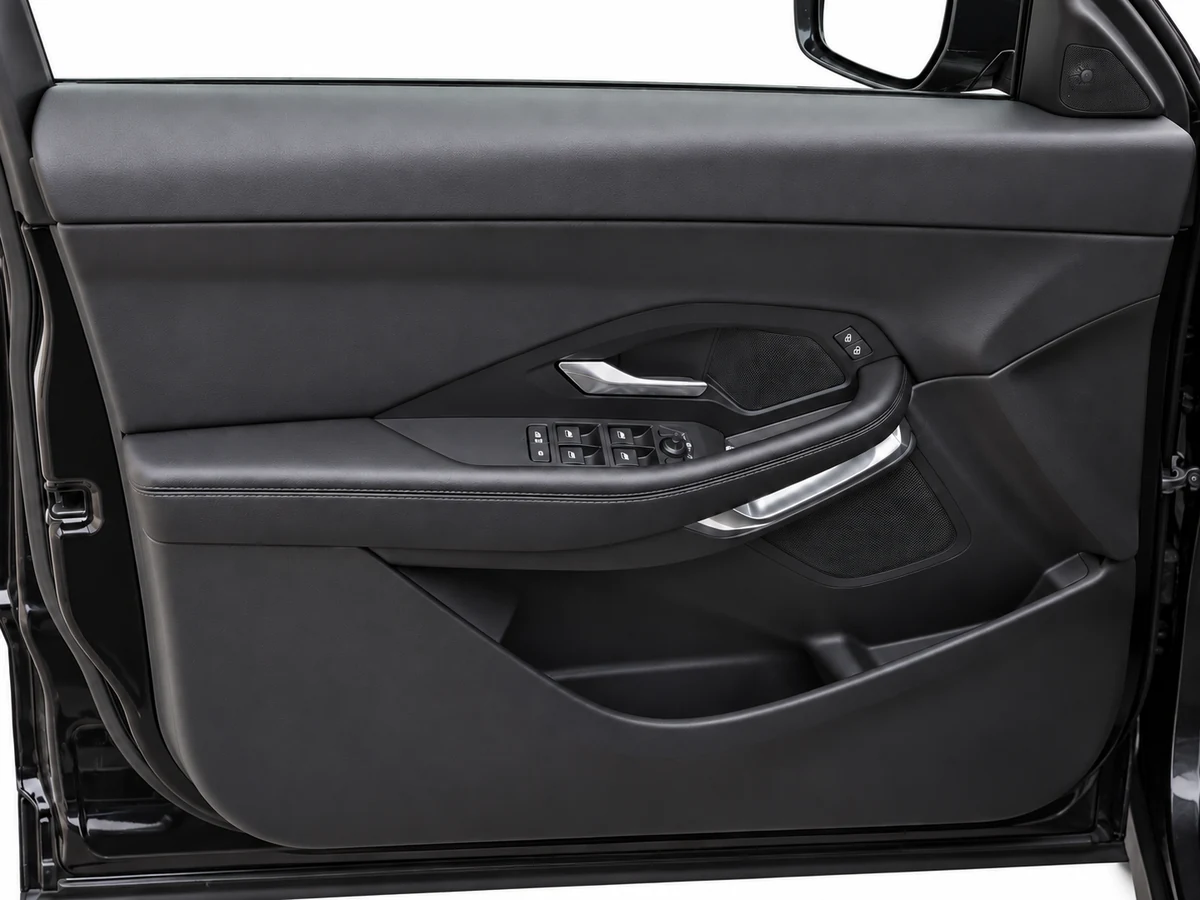 JAGUAR_EPACE_NEGRO_7103LRX_WEB_018_PANEL_PUERTA