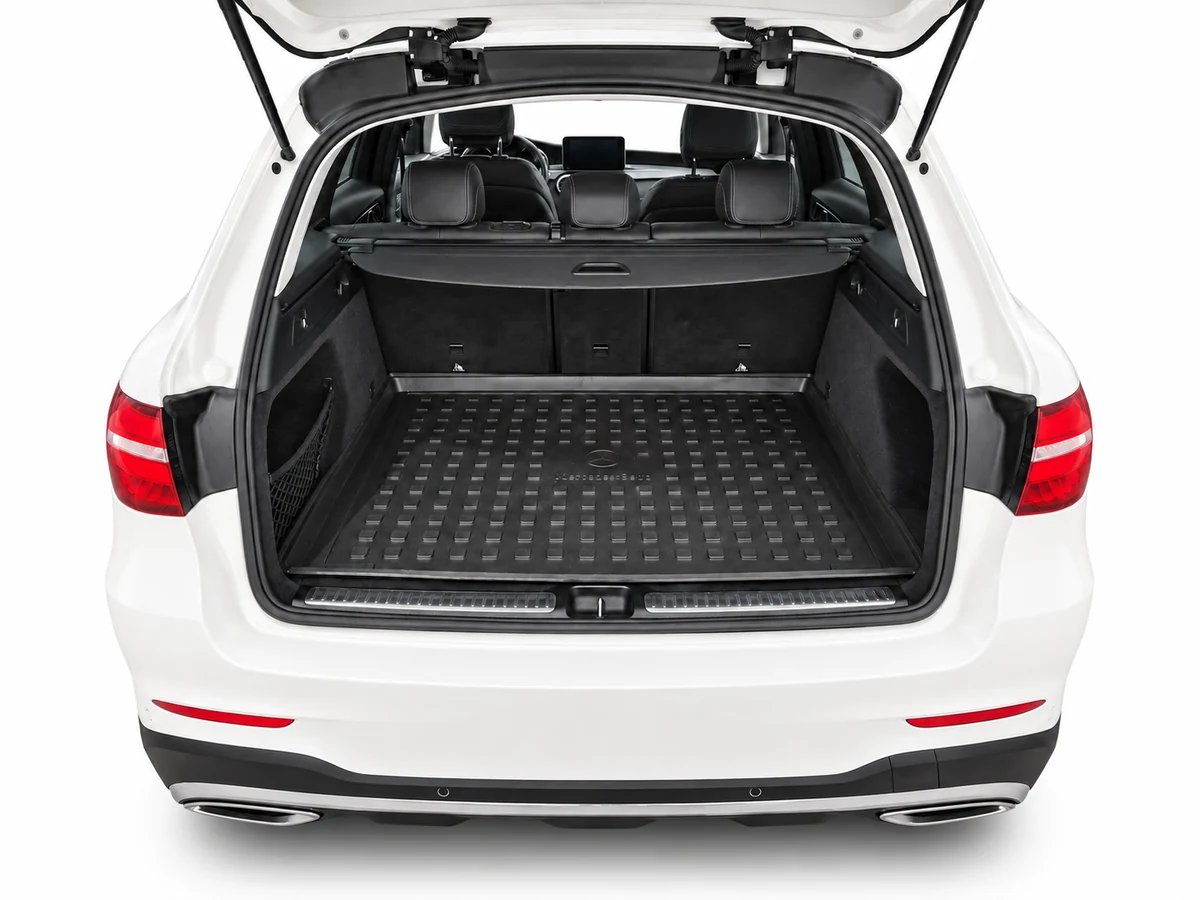MERCEDES_GLC_BLANCO_2706KPT_20261008_010_PORTON_ABIERTO