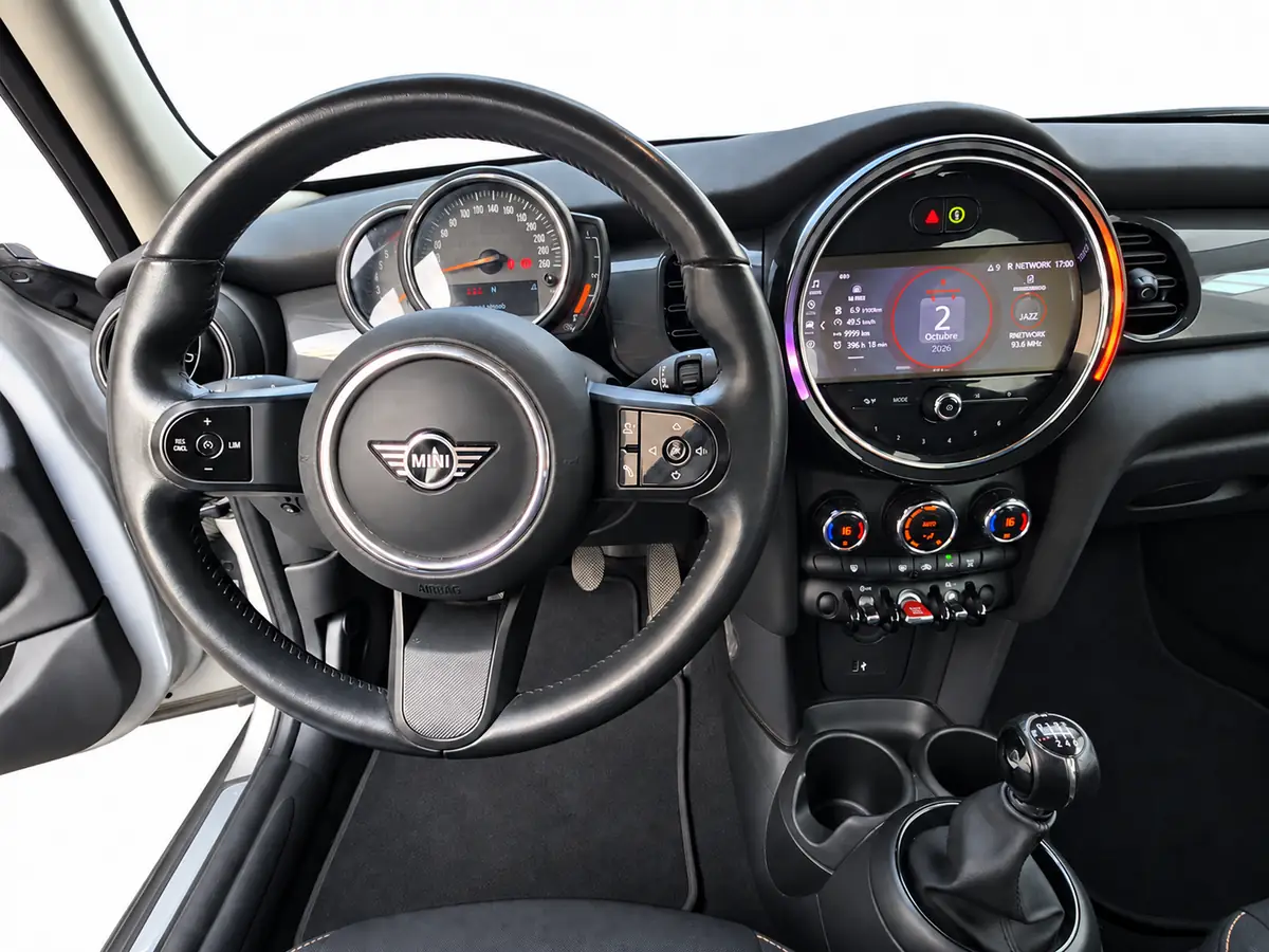 MINI_COOPER_PLATA_20261002_017_20261002_170041