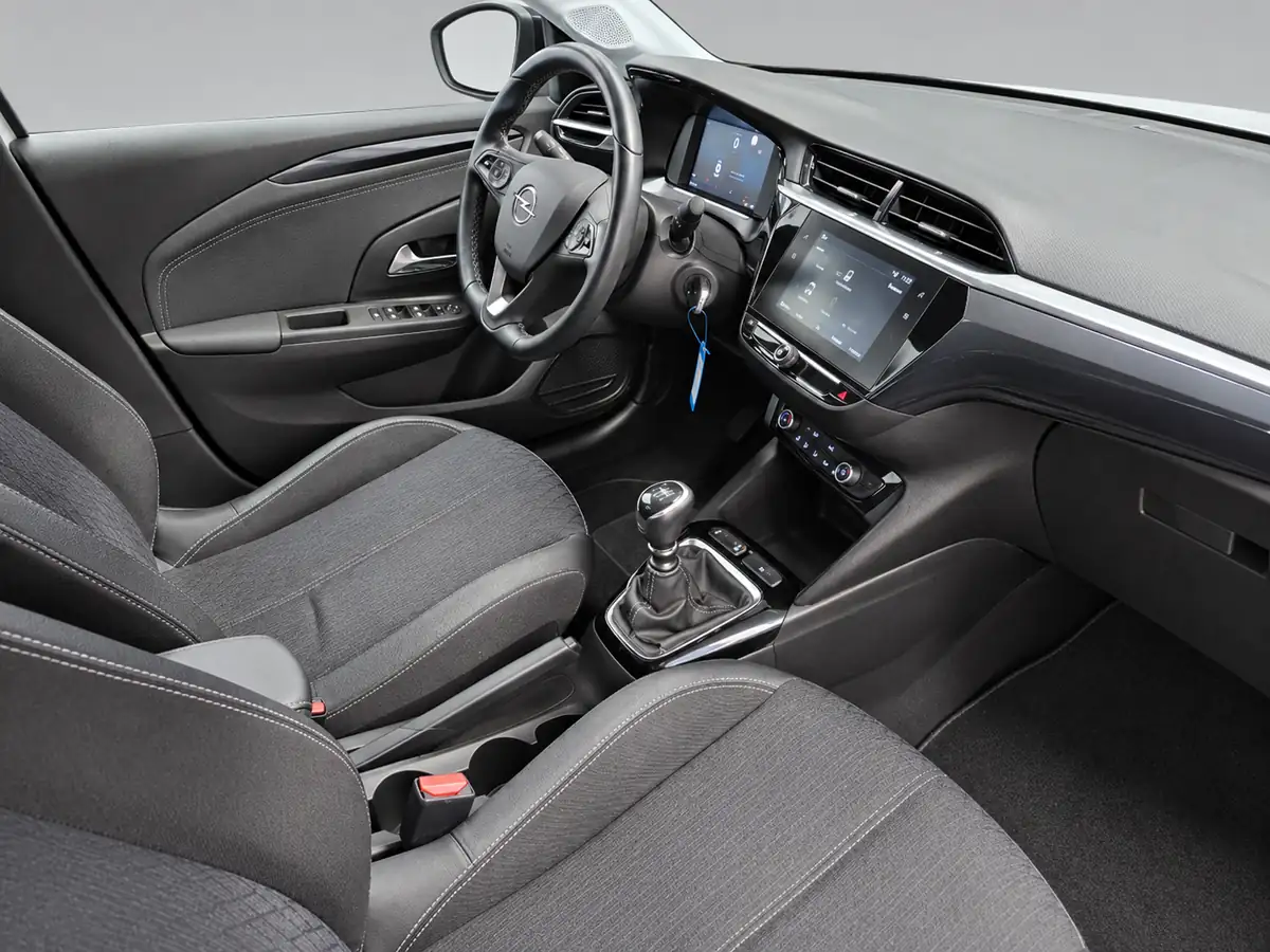 OPEL_CORSA_BLANCO_20260928_032
