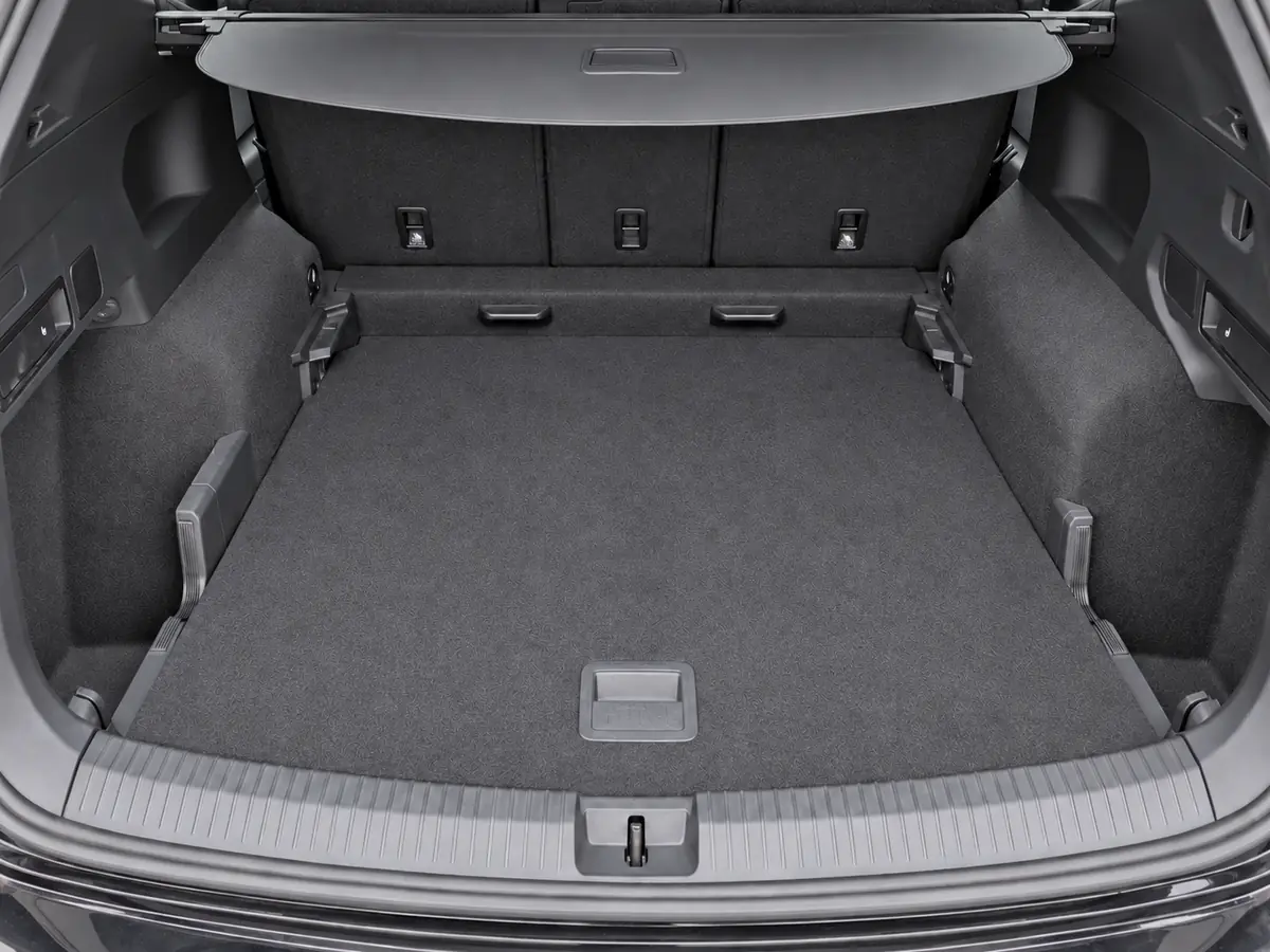 SEAT_TARRACO_NEGRO_1YFT560_20261004_010_MALETERO