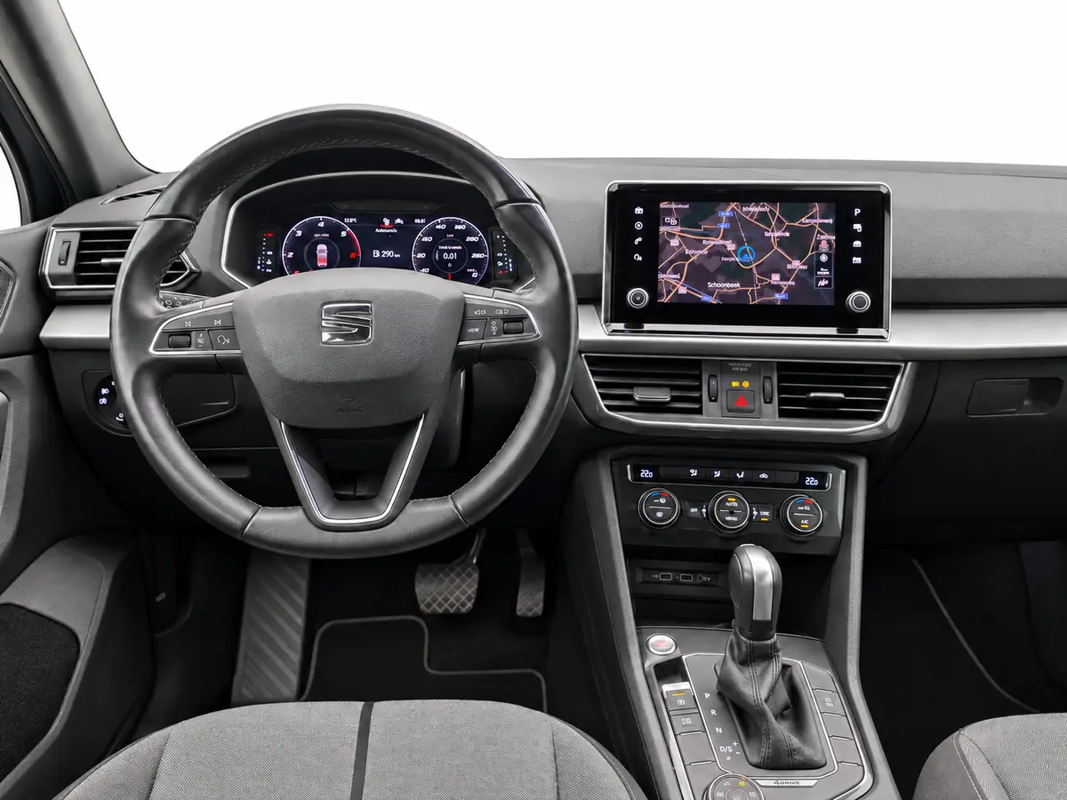 SEAT_TARRACO_NEGRO_1YFT560_20261004_017_SALPICADERO_CONDUCTOR
