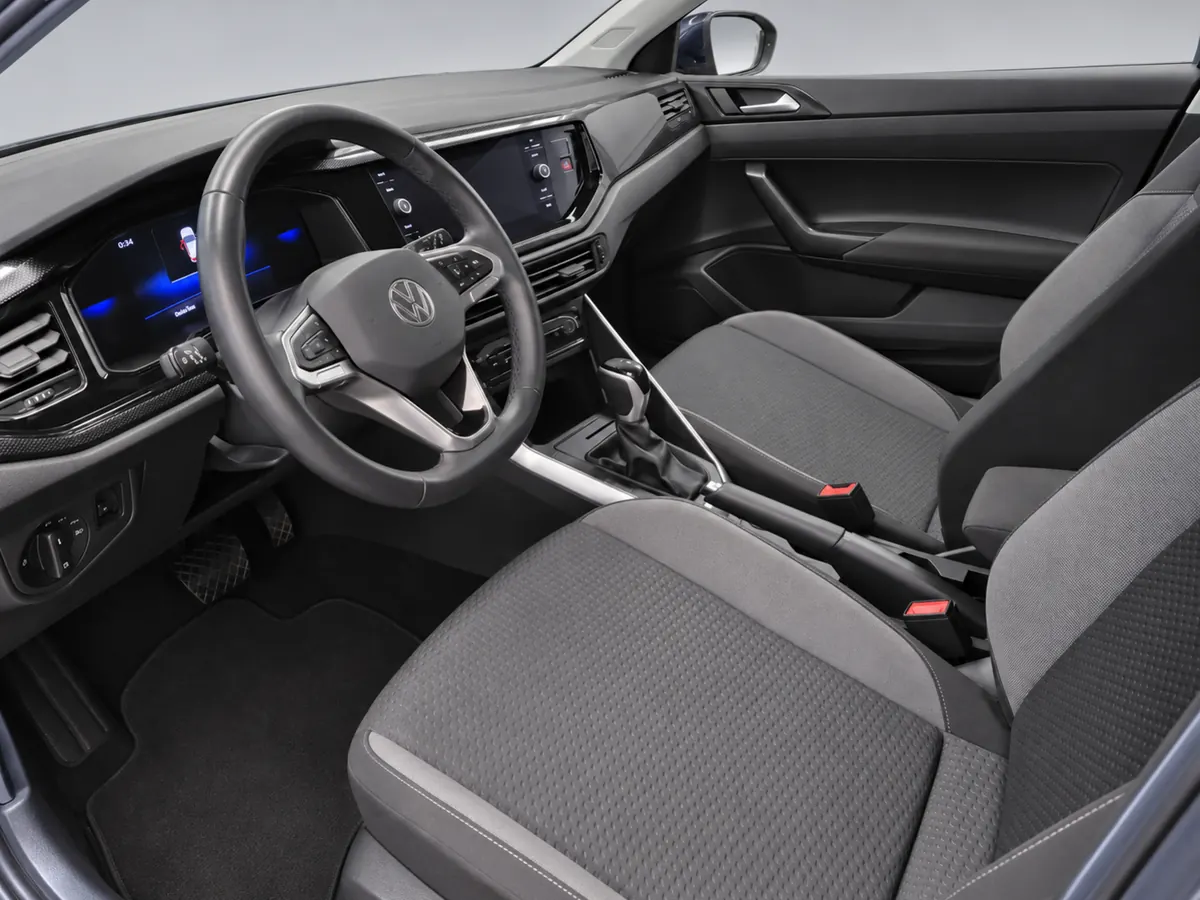 VOLKSWAGEN_TAIGO_GRIS_AZULADO_20261001_018