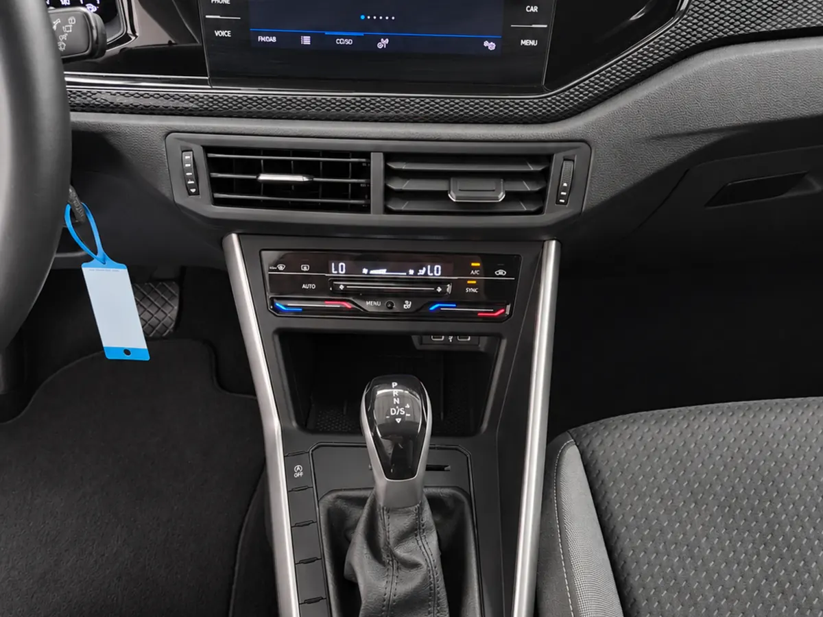VOLKSWAGEN_TAIGO_GRIS_AZULADO_20261001_026