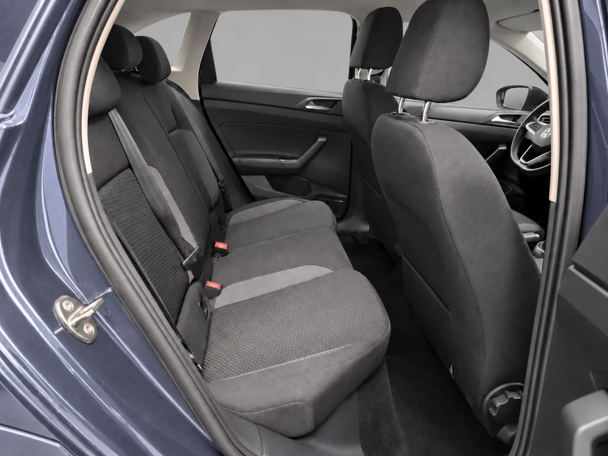 VOLKSWAGEN_TAIGO_GRIS_AZULADO_20261001_036